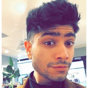 Meet your Posher, Peejay